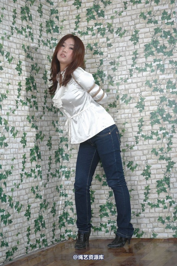 唯美之家 - 2010-11-1又琴白衬衣 第 61 张图片