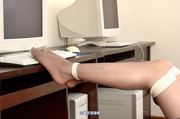 丽柜美束 - 2006-08-08 第 38 张图片