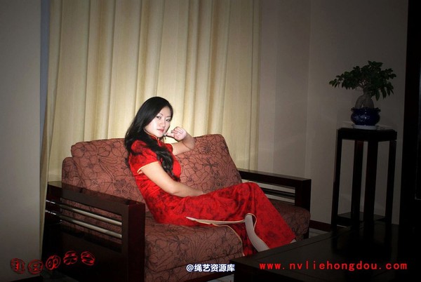 红豆的天空 - 09红豆旗袍装 孤寂的美 第 45 张图片