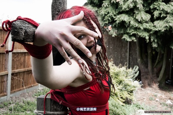 limitedaudience - 2011 beckykat out in the cold 2 第 1 张图片