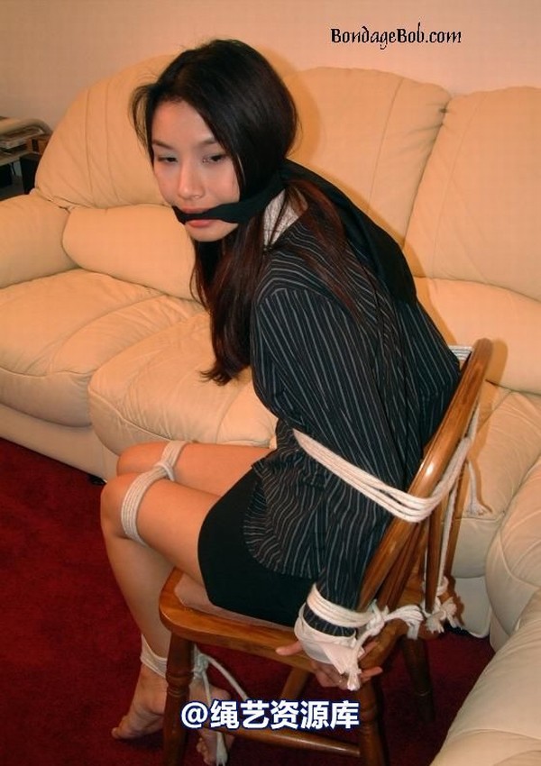 bondagebob - Kitti Chair tie 第 22 张图片
