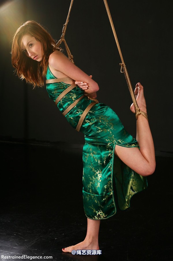 restrainedelegance - Green and Gold Part Two 第 1 张图片