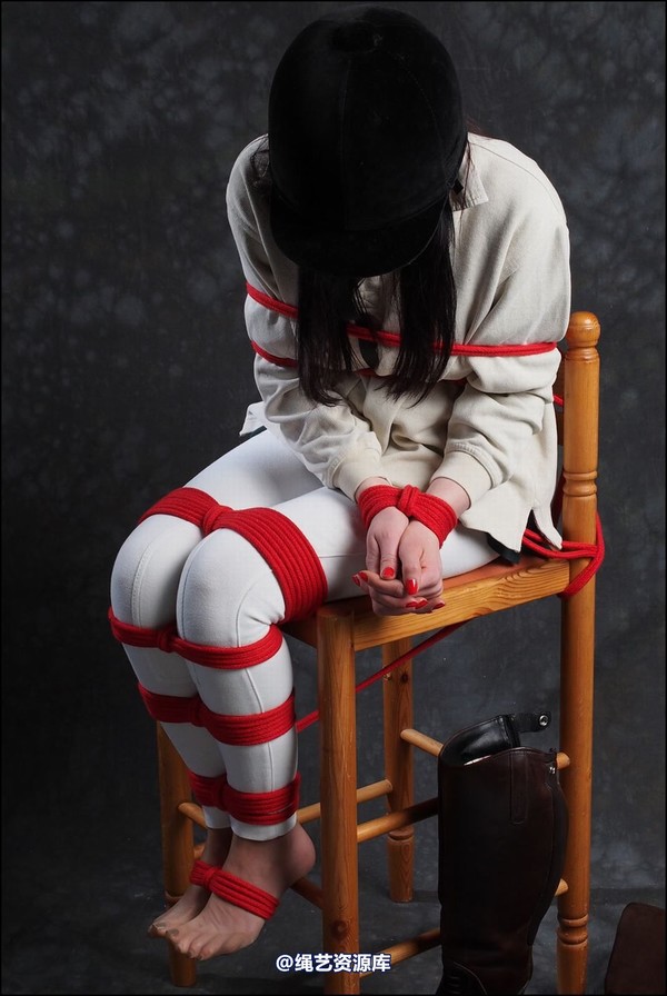 simplytied - Riding hat red rope 第 25 张图片
