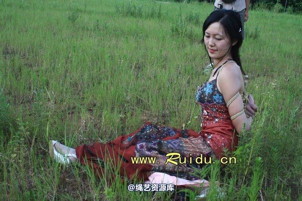 锐度主张 - 20070818第29期 宝宝草地漫舞图片 第 96 张图片