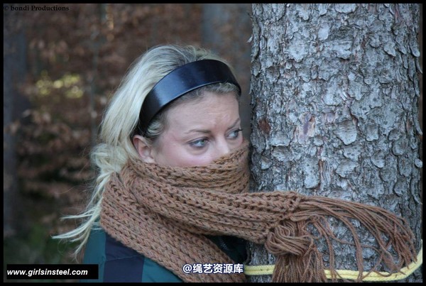 girlsinsteel - In the forest 第 29 张图片