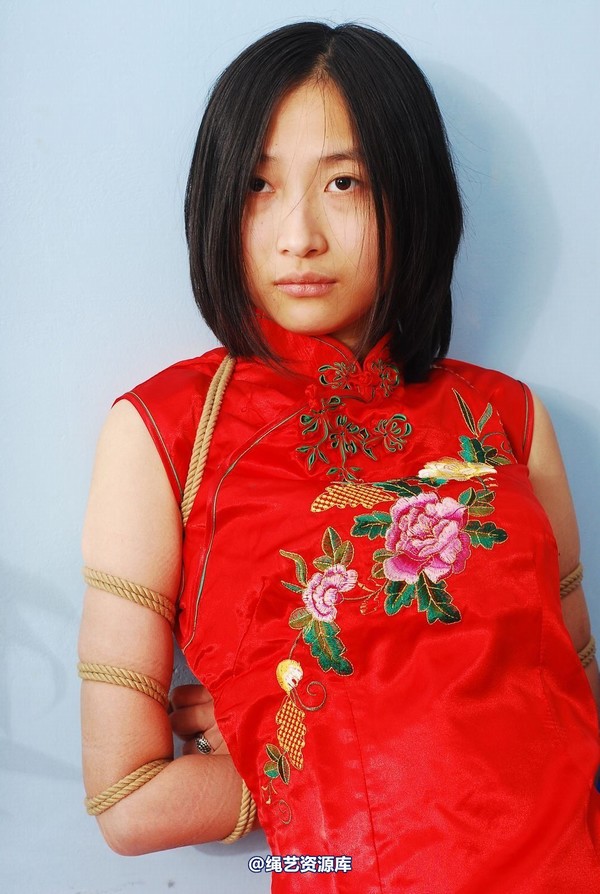 唯美之家 - 白雪试服装4 第 41 张图片