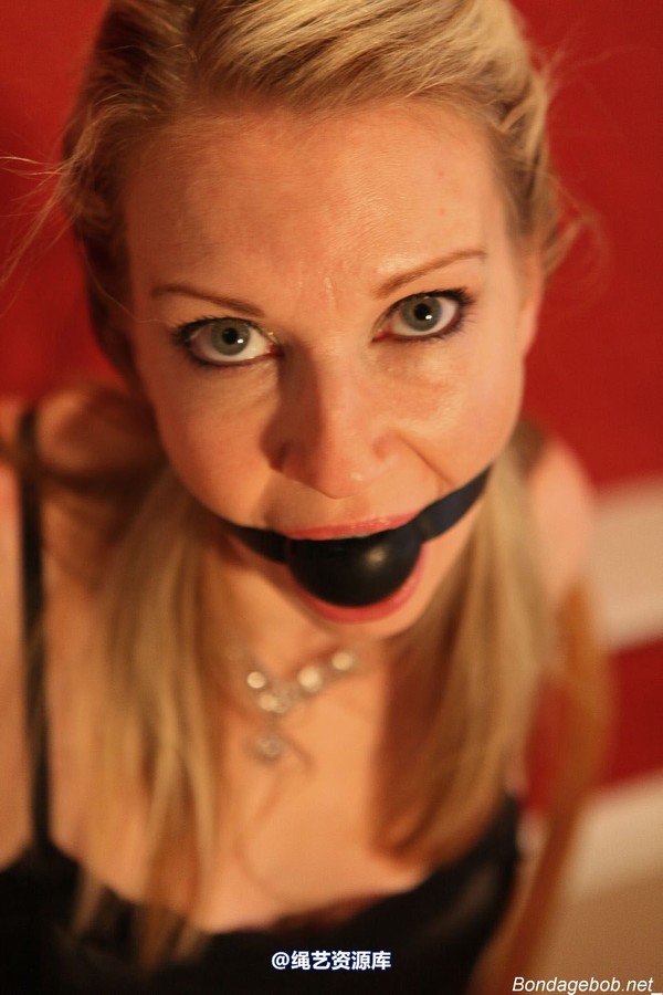 bondagebob - Missey Posing in Bondage 第 72 张图片