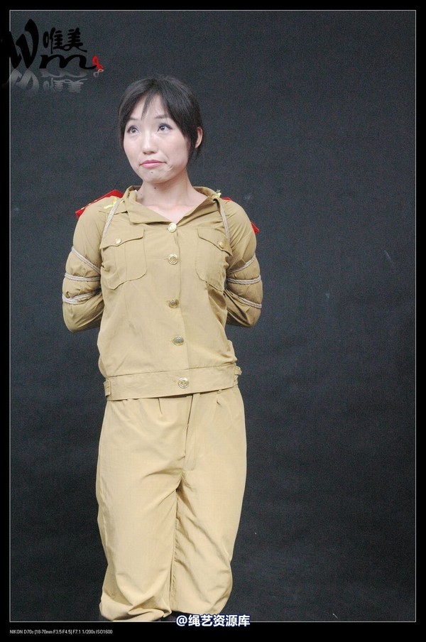唯美之家 - 2008-08-06水柔军装 第 93 张图片