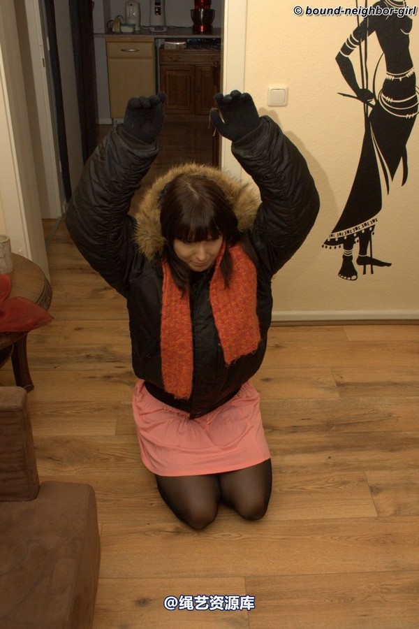 bound-neighbor-girl - Susan again tied at home 1 第 1 张图片