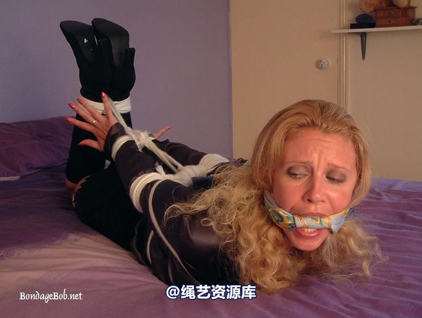 bondagebob - Alexandra hogtie Hell 第 13 张图片