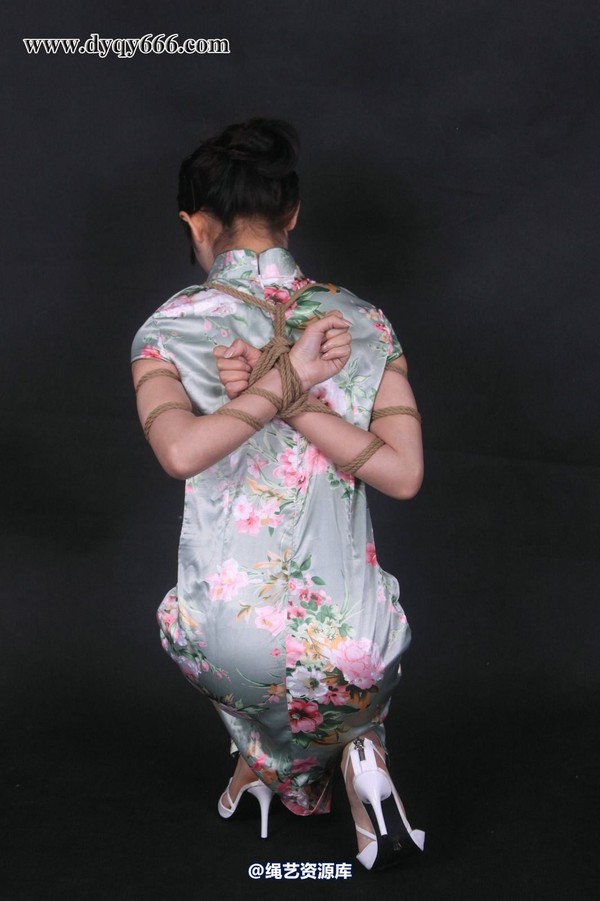 典雅倩影 - 093-忆君眼前如见君，瑶草芳兮思芬蒀 第 124 张图片
