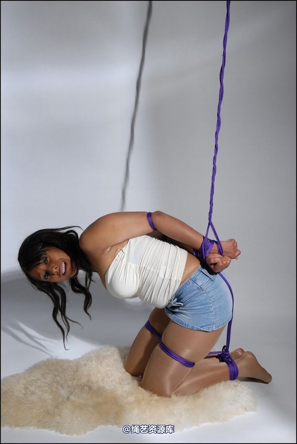 simplytied - Dani in hard tie part 1 第 39 张图片