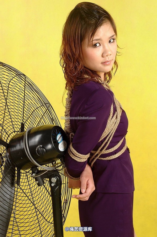 丽柜美束 - 2006-08-15 第 25 张图片