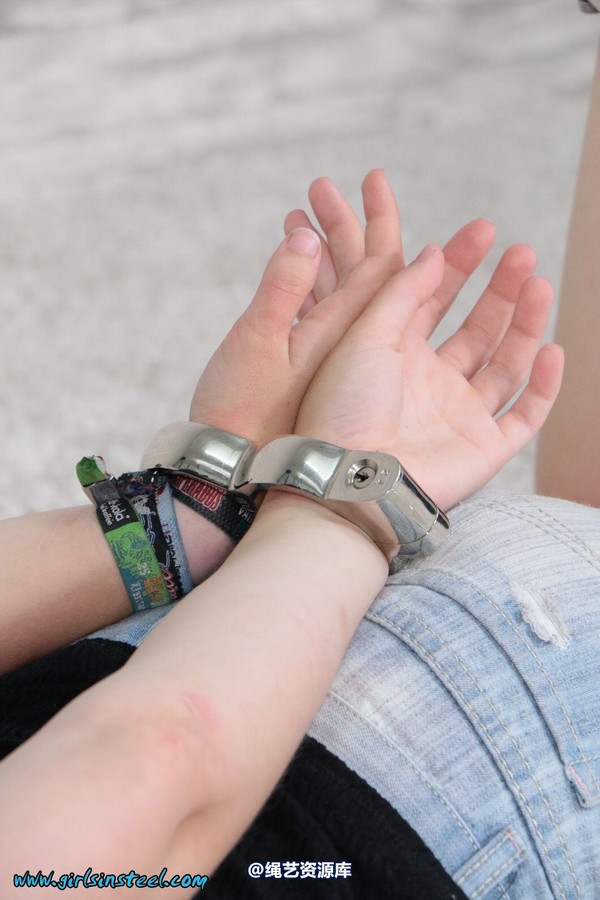 girlsinsteel - Hogcuffed with Irish 8 第 18 张图片