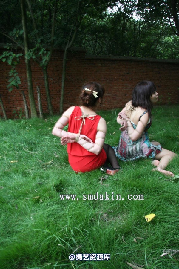锐度主张 - 2009年第42期捆绑图（2009.8.25）模特：月儿 姗姗 第 87 张图片