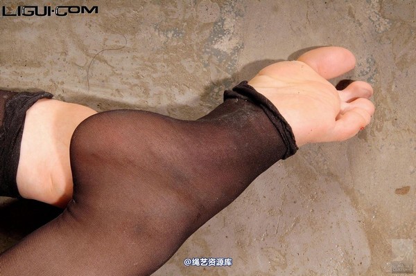 丽柜美束 - 2008-11-07 露露 4 第 21 张图片