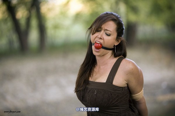 jbroper - Christina Carter 2011-1 第 46 张图片