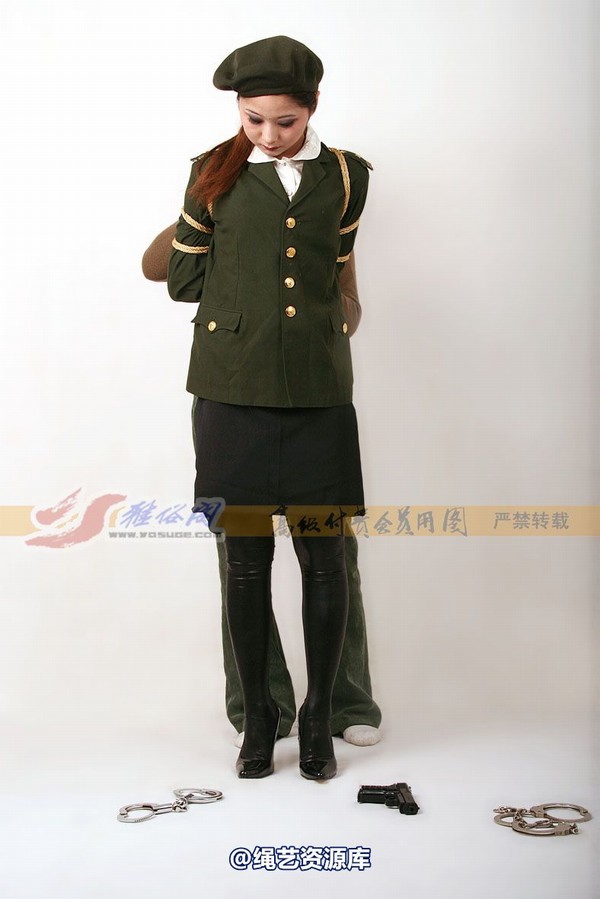 雅俗阁 - 20060401雅思警服 第 40 张图片