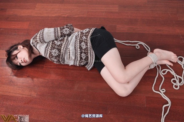 赤足者 - 静琪2012-4 第 1 张图片