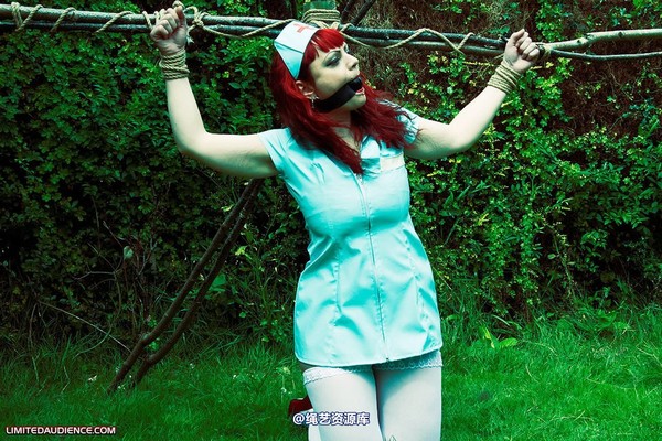 limitedaudience - 2009 raevan slaves direct nurse 第 4 张图片