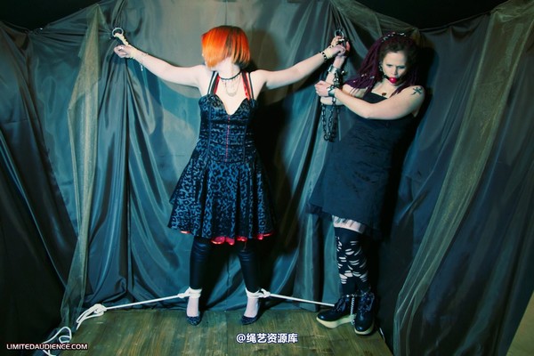 limitedaudience - 2011 beckykat six tied and chained 第 10 张图片