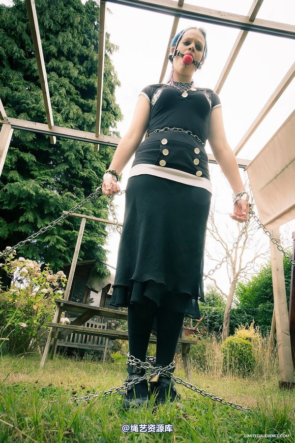 limitedaudience - 2014 beckykat chained 2 第 25 张图片