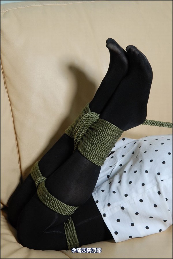 simplytied - At a friends place 第 33 张图片