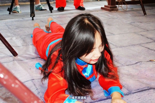 mj影视 - 血的代价梦境古大堂 女囚众生相2013-08-26 第 134 张图片