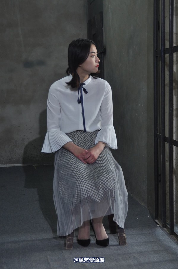 mj影视 - 淑女被抓 第 1 张图片