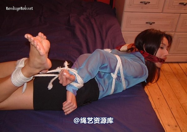 bondagebob - Kitti Hogtie OK 第 7 张图片