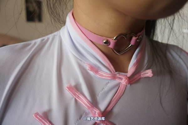 dk13美束馆 - 9.27-贝贝白旗袍A-40P 第 2 张图片