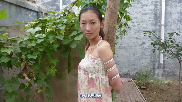 mj影视 - 夏晓夏唯美 第 29 张图片