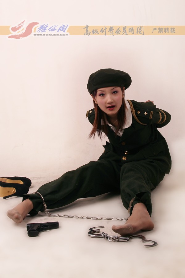 雅俗阁 - 20060407雪儿警服 第 123 张图片