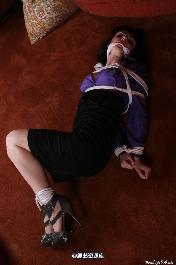 bondagebob - Victoria A hogtie 第 94 张图片
