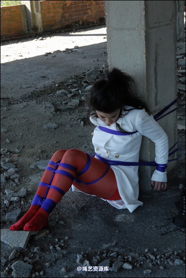simplytied - More red tights in the Sun 第 23 张图片