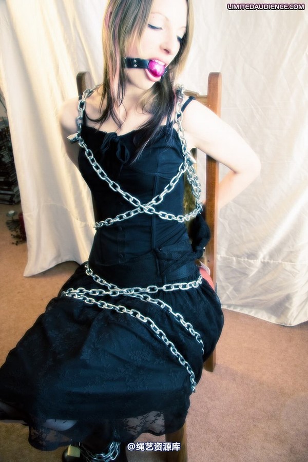 limitedaudience - 2009 pepsi waiting in chains 第 15 张图片