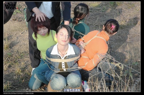 唯美之家 - 2008-11-13外拍(集体) 第 242 张图片