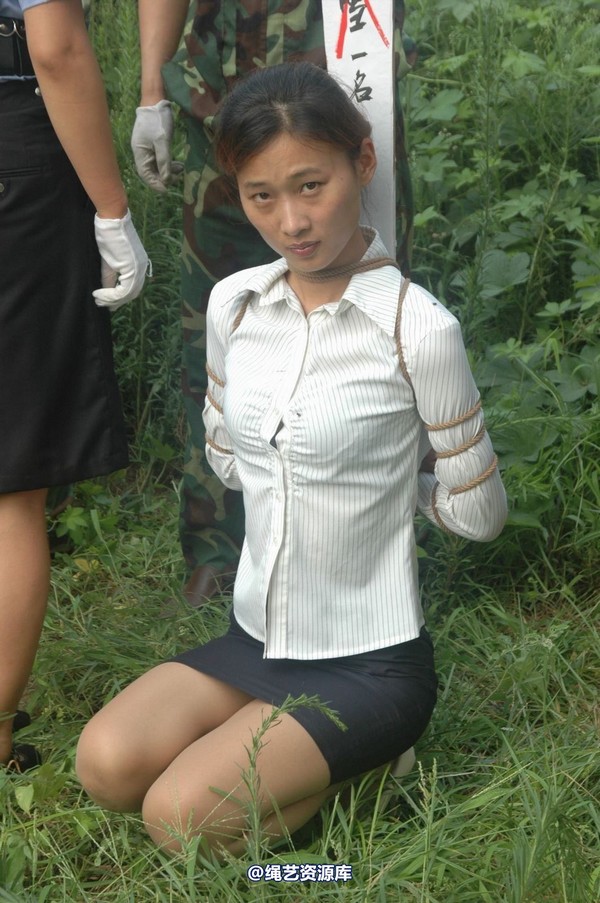 mj影视 - 血的代价执行刑场 失禁战栗2013-08-26 第 237 张图片