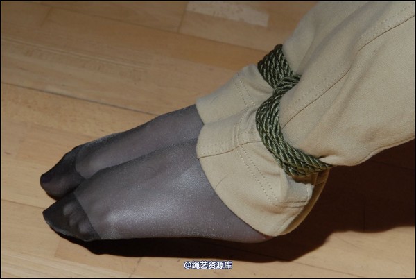 simplytied - Jinx in boots again 第 34 张图片