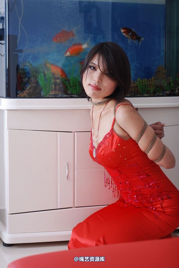 唯美之家 - 书兰-红礼服 第 20 张图片