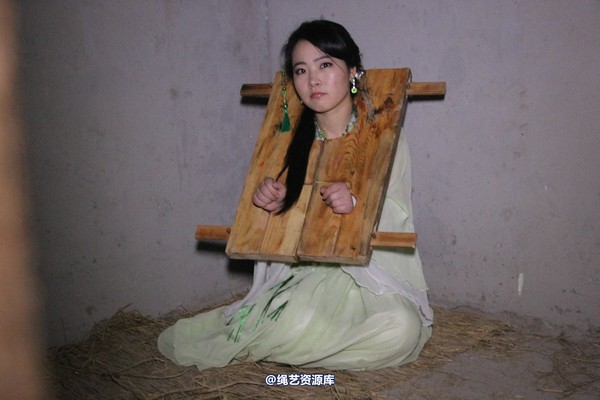 胜景山庄 - 220-婷婷囚枷 第 5 张图片