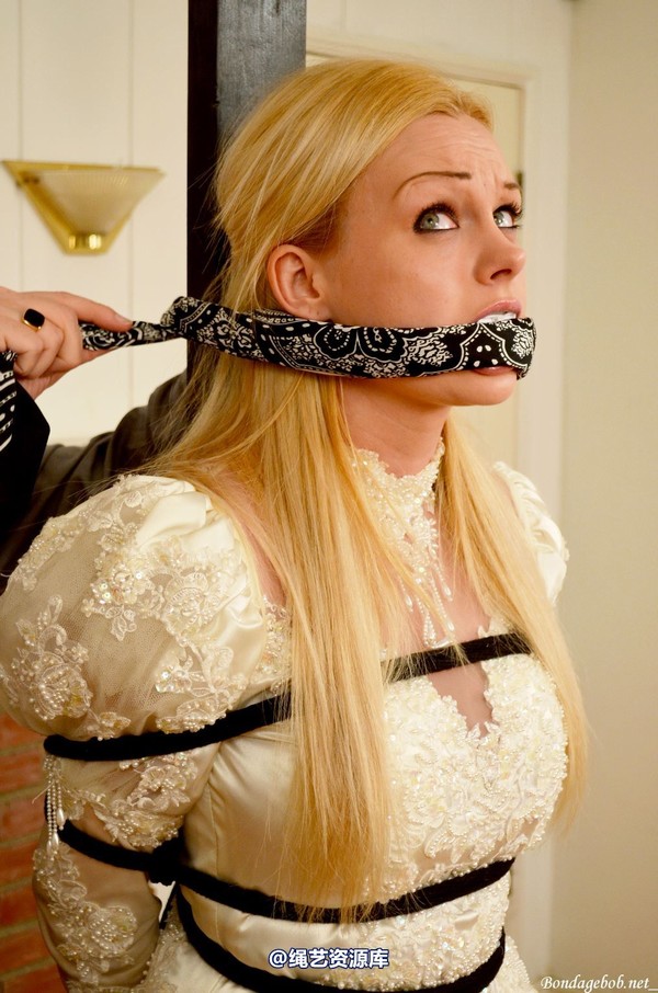 bondagebob - Martina Warren Bride 第 88 张图片