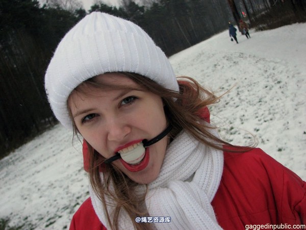 gaggedinpublic - gip042 第 3 张图片