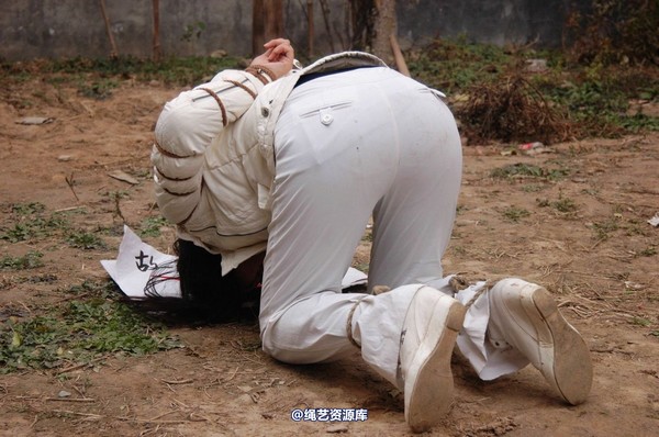 mj影视 - 安娜刑场2013-04-13 第 172 张图片