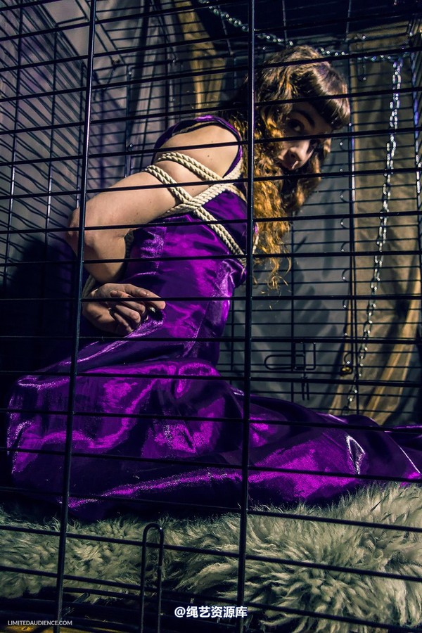 limitedaudience - 2014 fay inside the cage 第 8 张图片