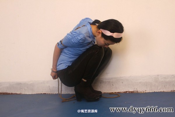 典雅倩影 - 386-月华押解绑 第 2 张图片