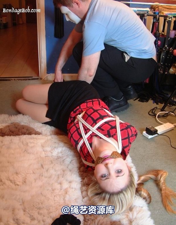 bondagebob - Chanta Rose Burglar 第 19 张图片