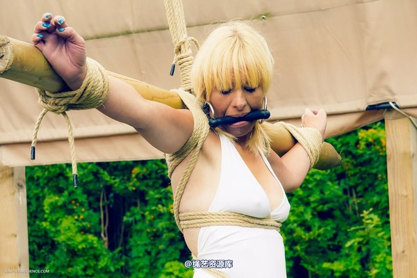 limitedaudience - 2013 kimmy louise tethered torment 第 9 张图片