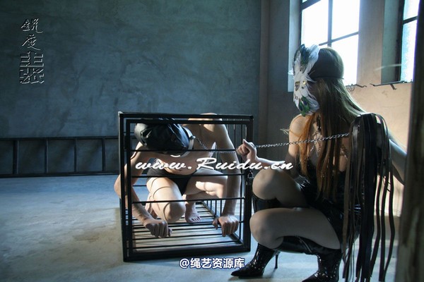 锐度主张 - 女王与她的臣子 第 96 张图片