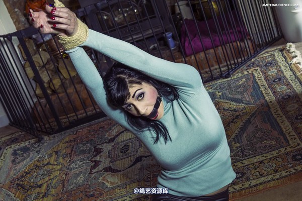 limitedaudience - 2013 nyxon powerless 第 25 张图片